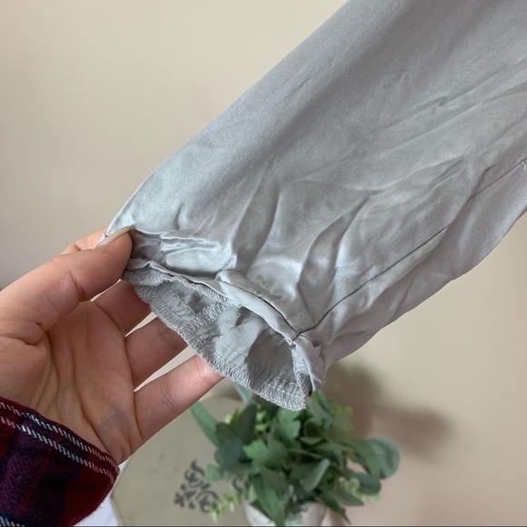 [Charter Club] Silver Silk Button Down Long Sleeve Top - Picture 3 of 7